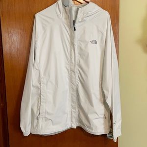 New w/out tags White North Face Jacket